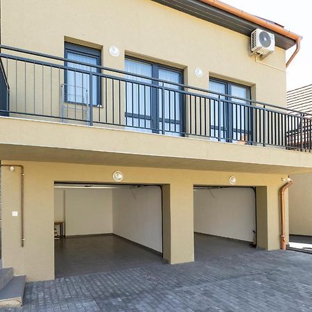 Star Apartman إغير المظهر الخارجي الصورة