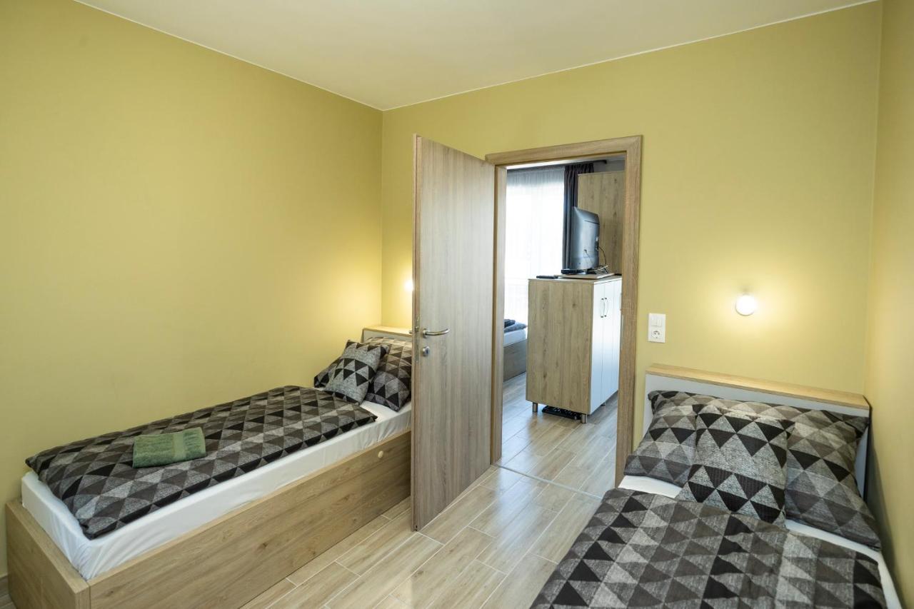Star Apartman إغير المظهر الخارجي الصورة